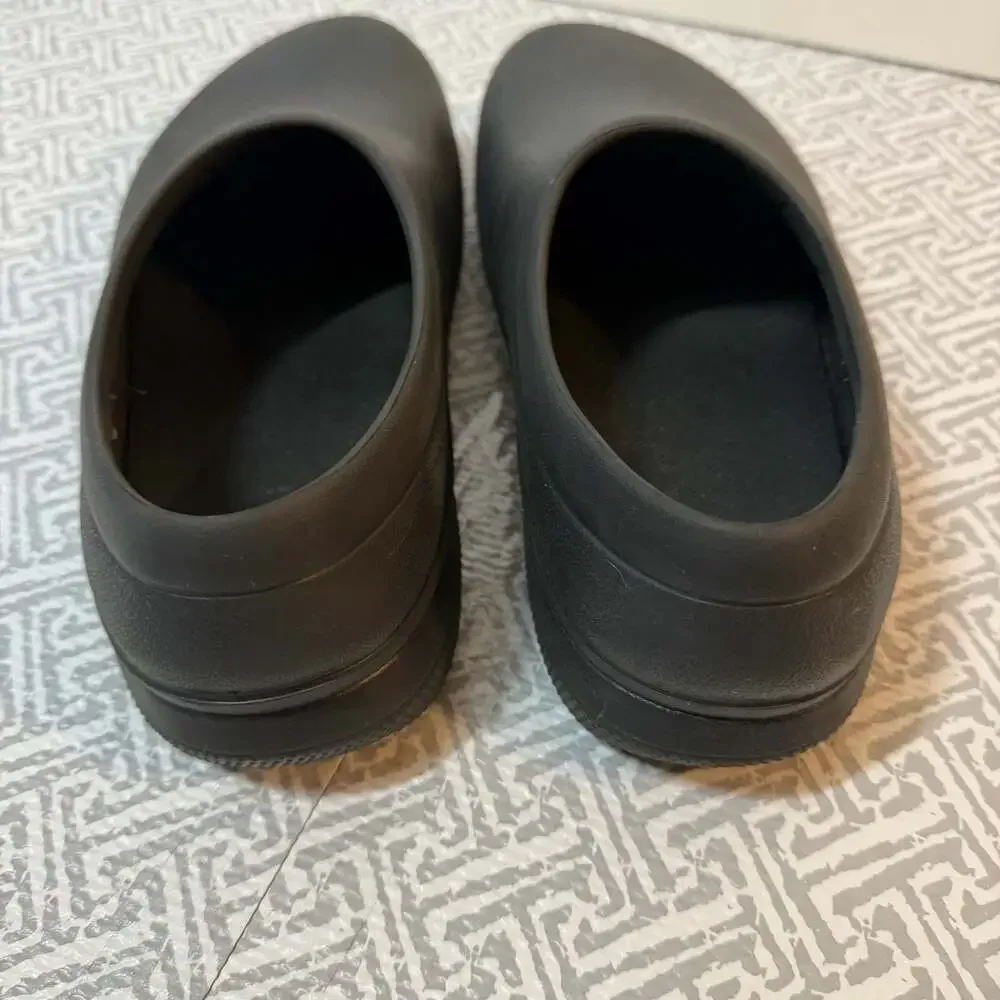 Crocs On The Clock Dual Comfort Slip-Resistant Work Clogs Black - Picture 4 of 9